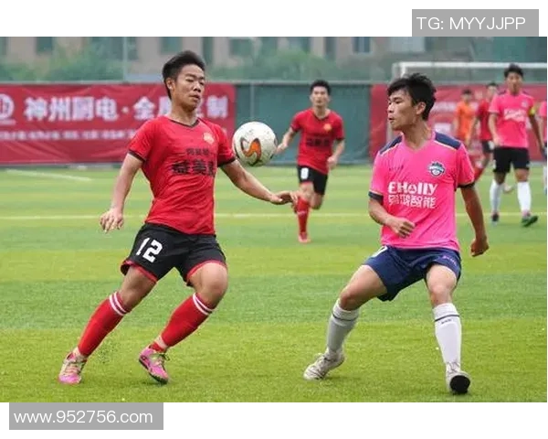 足球传奇归来 温暖球迷心 重新披上战袍再展雄风